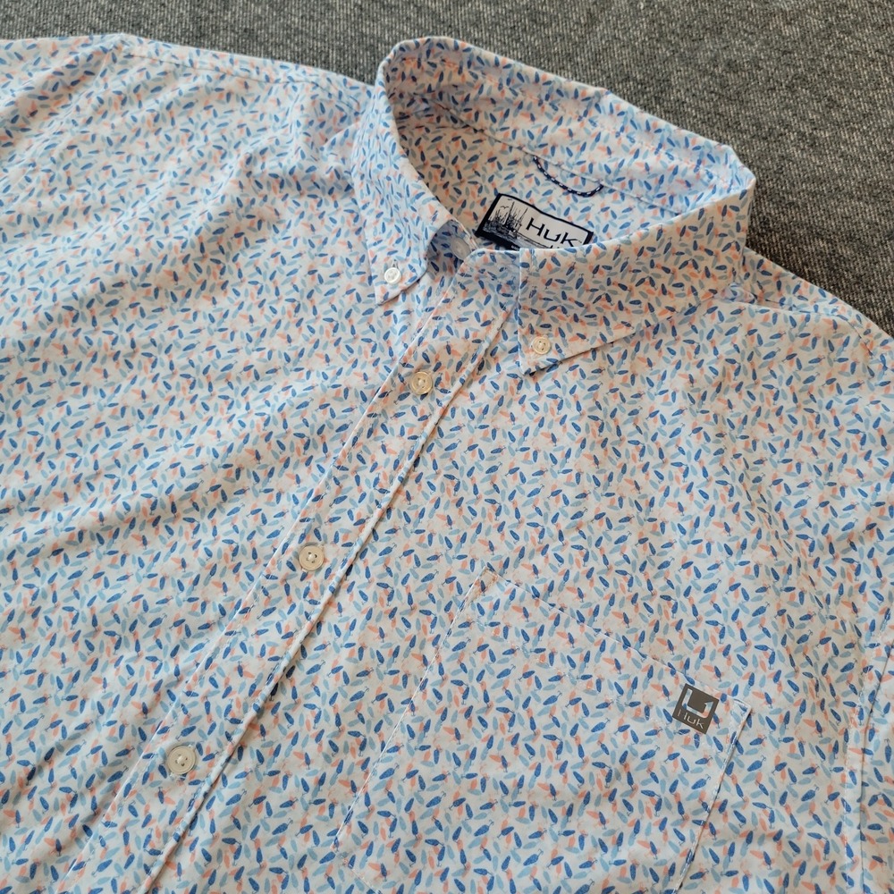 Huk Kona Shirt Mens 2XL Blue Fishing Lure Print Performance Button Down H1500212